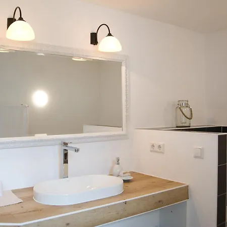 Kleines Bodensee * ユーバーリンゲン